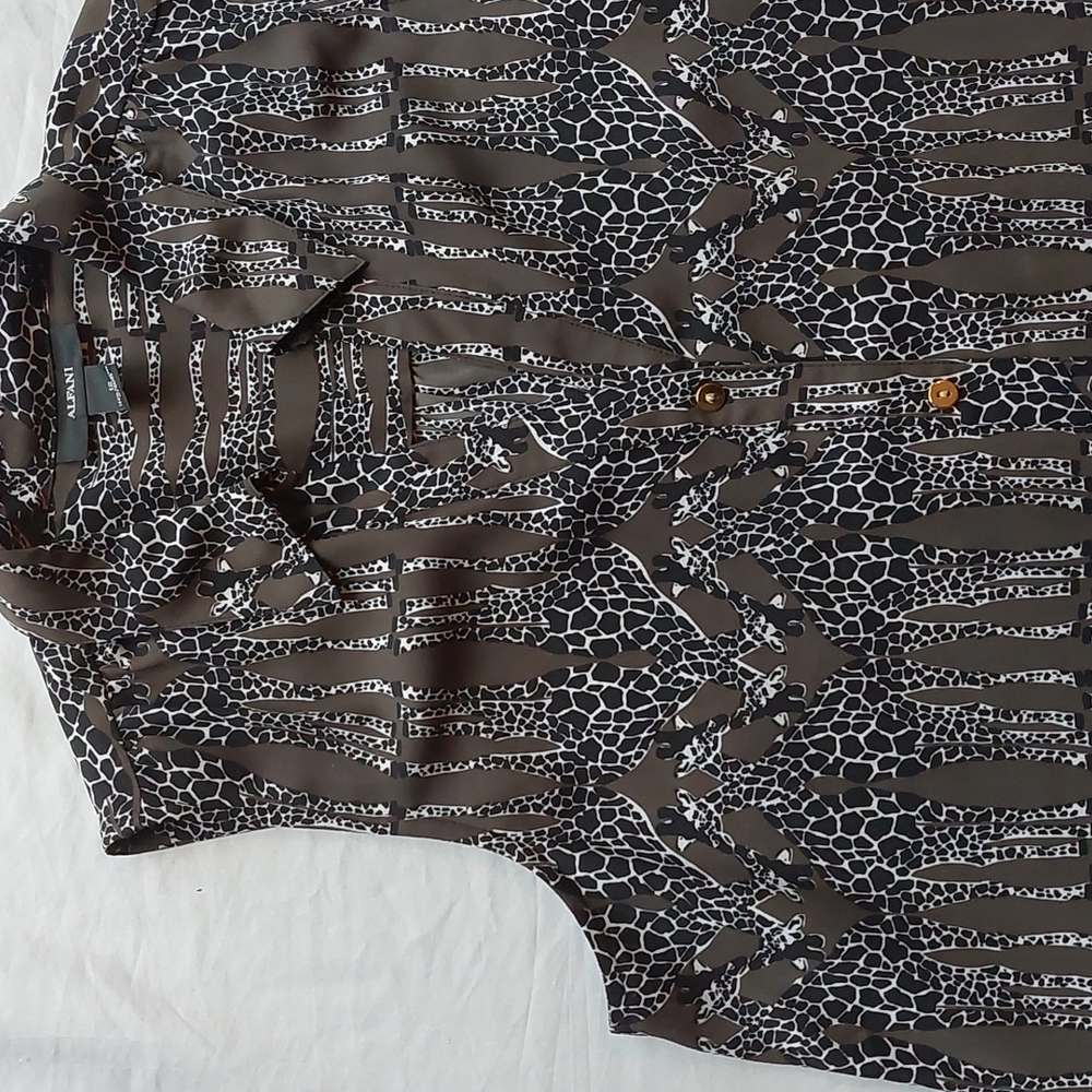 COPY - ALFANI giraffe sleeveless top, 12-14